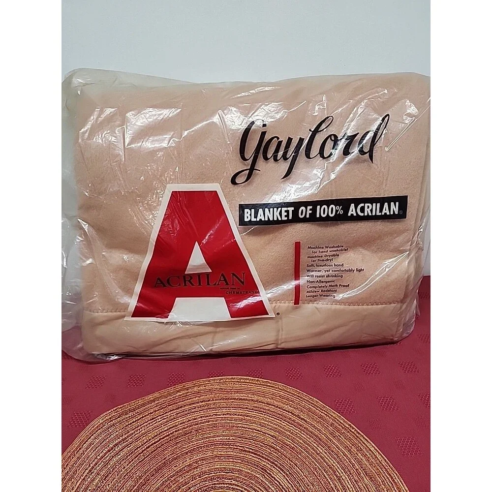 VTG Gaylord's Dept. Store Salmon Color Acrilan Blanket 72 X 90 1960s New W Tags